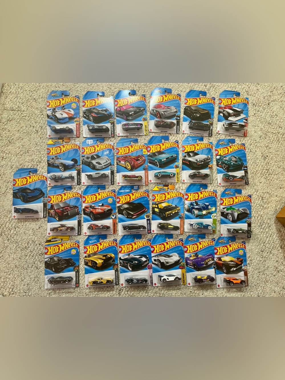 25 Hot Wheels Assorted Die-Cast Cars